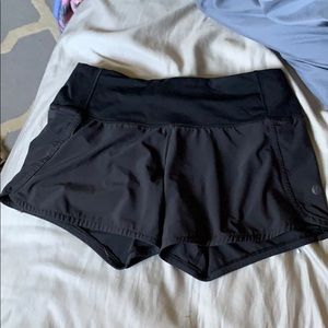 lululemon hotty hot shorts